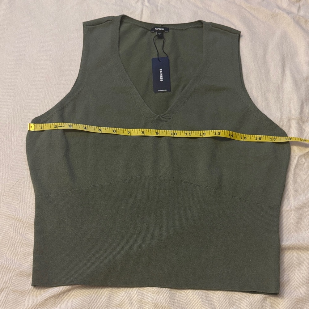 Express Olive V-Neck Tank Top L
